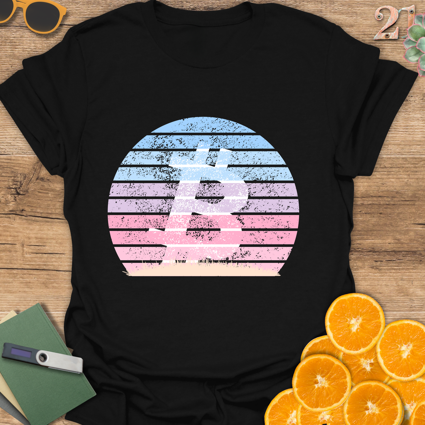 Retro pink Bitcoin T-Shirt