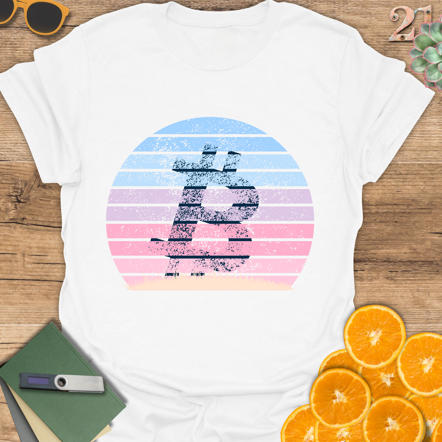 Retro pink Bitcoin T-Shirt